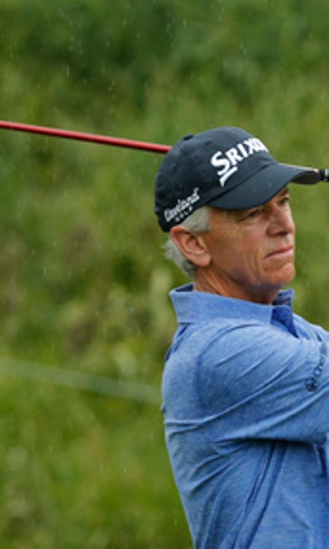 Mize shoots 64 for lead in Senior Players Championship (Jul 13, 2017)